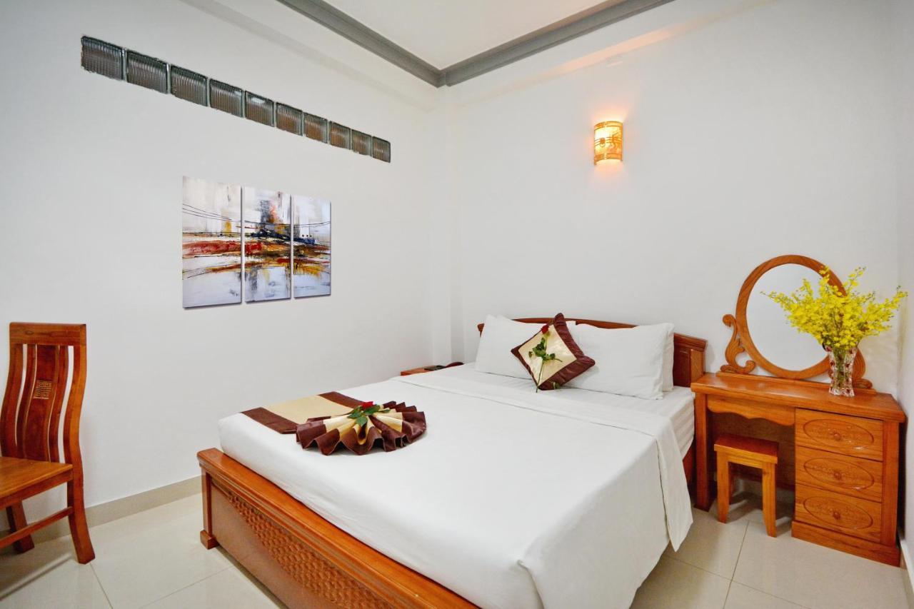 Elc Condotel Hotel
